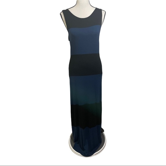 Bobeau maxi dress colorblocked sleeveless keyhole back. rayon blend. Size Small - Picture 1 of 12